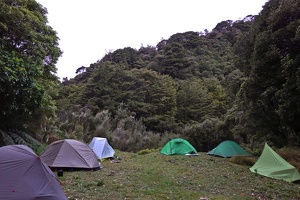 00285 camping at parariki hut v1