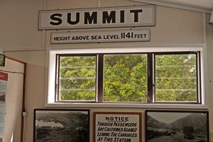 07457 summit signage v1