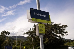 07480 featherston train station v1