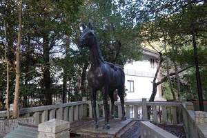 01123 horse statue v1