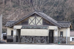 01305 public toilets v1