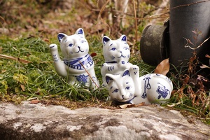 09342 cat porcelain v1