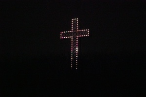02761 cross on mt royal not purple