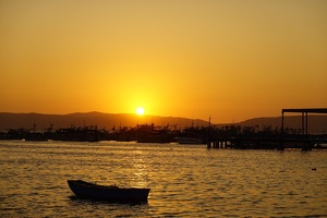 02377 sunset at the quay