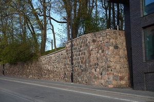 02877 old town walls