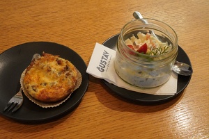 03804 food gustav cafe light dinner