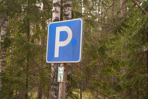 04010 park here also 2m while hiking