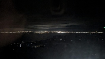 20250615 063126399 approaching akl v1