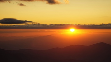 03613 low sun over ridges v1