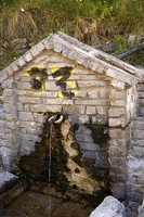 06471 fountain with drinking water v1