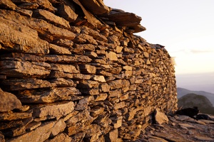 06690 another rock in the wall v1