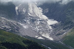 03716 tricot glacier v1