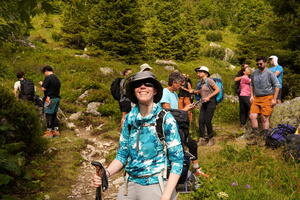 07832 mp and crowds v1