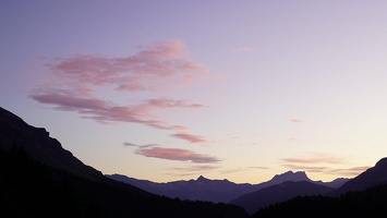 08052 morning at nant borrant v1