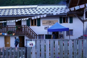 08080 refuge de la balme v1