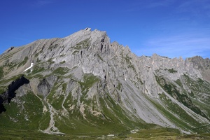 08093 more rocky peaks v1