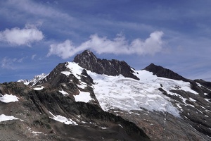 08194 looking over to aiguille des glaciers v1