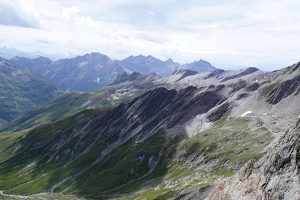 08211 some chiaroscuro from beyond grande ecaille v1