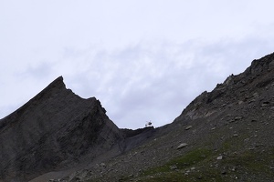 08245 helo just above ground v1