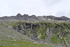 08255 mountains and streams v1