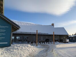 20251231 133755816 outside le massif chalet v1